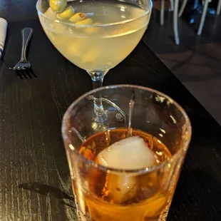 Old fashioned /Dirty Martini