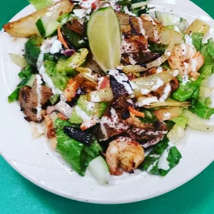 Grilled shrimp salad