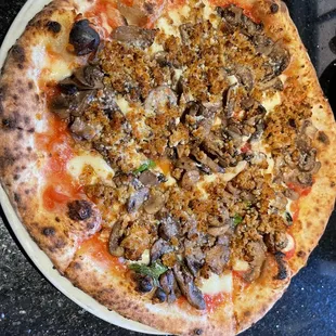 Sausage with mushroom pizza