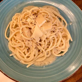 Spaghetti Cacio e Pepe