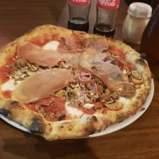 Quattro Carne Pizza