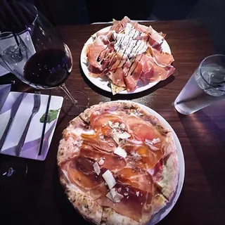 Pizza di Claudio