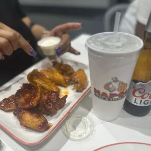 10 piece wings. 5 hot and 5 spicy bbq
