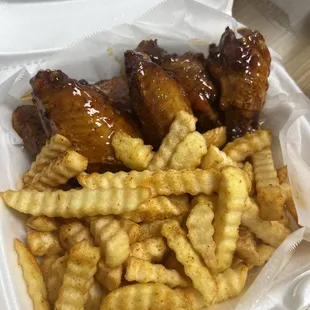 Bone in Napoli Original Chicken Wings