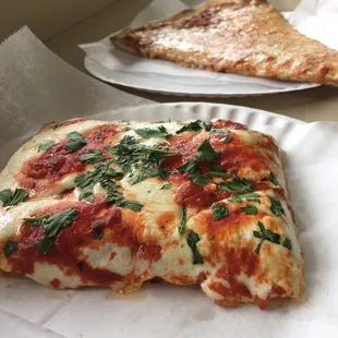 food, pizza