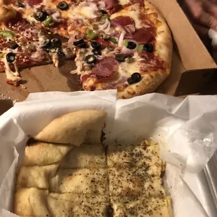 food, pizza