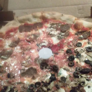 I ordered 1/2 meatball and feta.  I got 1/2 giro meat and a ricotta mess.