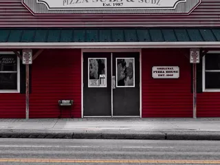 Peans Pizza Subs & Sudz