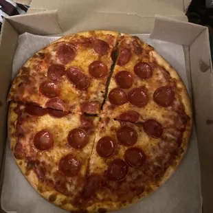 Pepperoni pizza