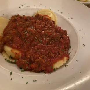 Ravioli w/ meat sauce