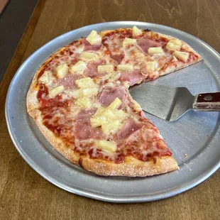 Hawaiian pizza