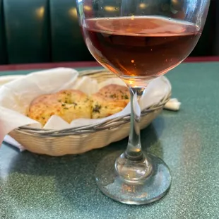 Napolis rolls and wine