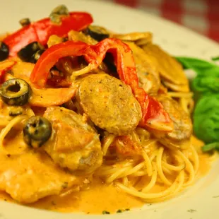 pasta dish, pasta, food