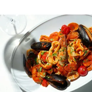 Fake stock photo on website not of restaurant