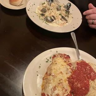 Fruiti de mare with Alfredo sauce, chicken parm