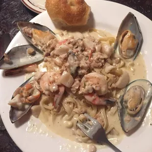 Seafood Alfredo! Very good