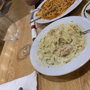 Chicken Alfredo.