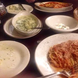 Spaghetti and spinach artichoke dip