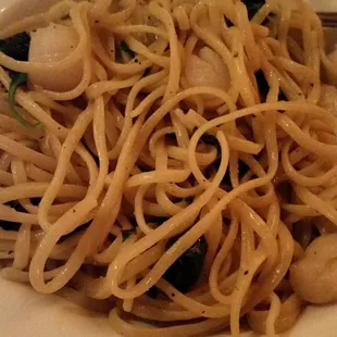 Pasta Popeye with scallops