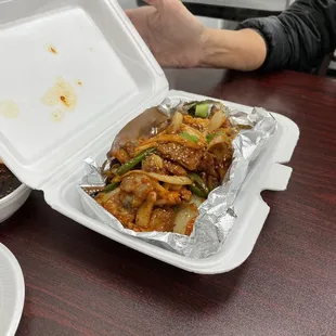 an open takeout container