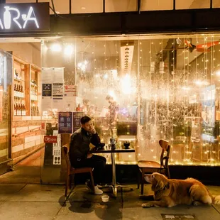 Outdoor seating for 2!