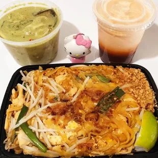 Green Curry, Pad Thai and Thai Tea