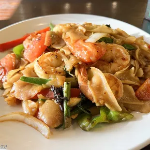 Drunken Noodles (with Shrimp)