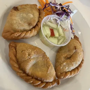 Chicken Curry Puff with cucumber relish