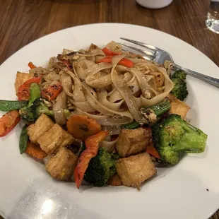 Garlic Noodles with tofu and broccoli added