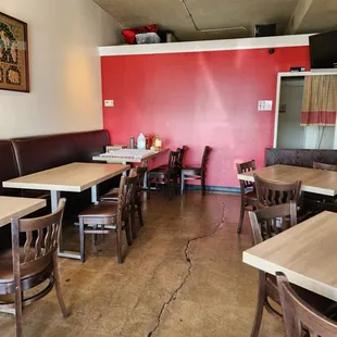 sushi and sashimi, interior