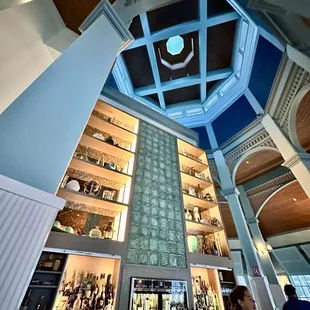 Great bar area.