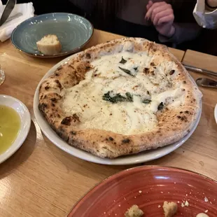 Cacio Pepe Pizza