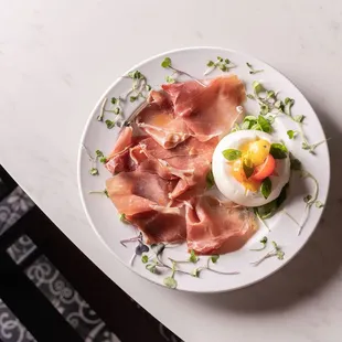 prosciutto burrata