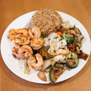 Shrimp Teppanyaki with fried rice