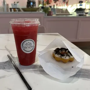 Prickly Pear Green Tea &amp; Cookies n' Cream Mochi Donut (Nov 2024)