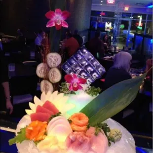 sushi and sashimi, interior