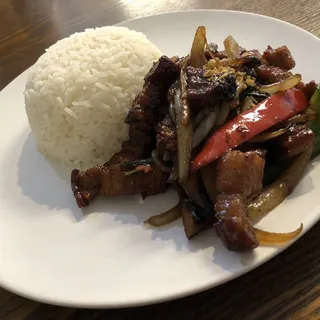 Spicy Basil Crispy Pork