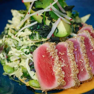 Seared Tuna Salad