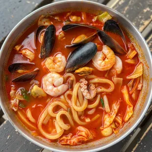 Spicy Seafood Udon (Jjamppong) - You need this!!