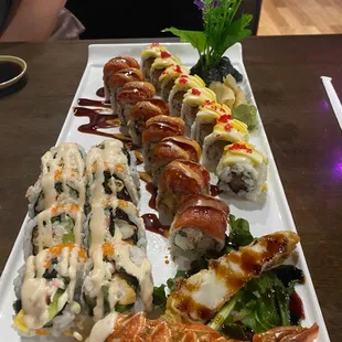 (Left to right) Mt. Fuji Roll, Fusion Roll, Mango Love Roll)