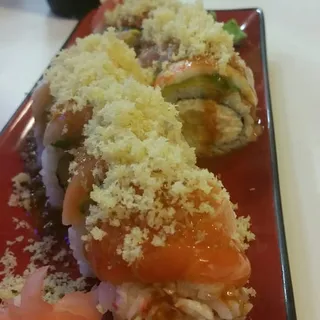 2216370. Eight Piece Ultimate Rainbow Roll