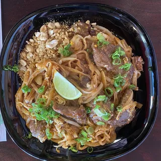 Pad Thai with Steak Noodles