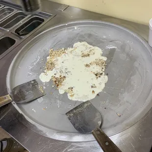 a spatula and spatula