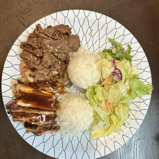 Combo of beef and chicken teriyaki