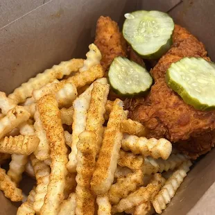 3 huge tenders with seasoned fries