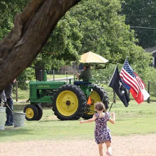 Spring into Nash Farm 2023