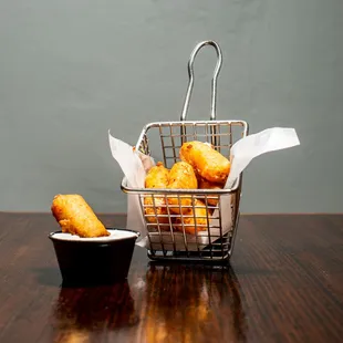 Mac N Cheese Poppers!