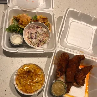 Jumbo Tenders 3 Tenders, Mac N' Cheese, Hot Chicken Tacos