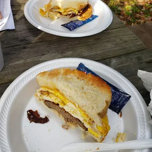 Nom nom toast Sammies