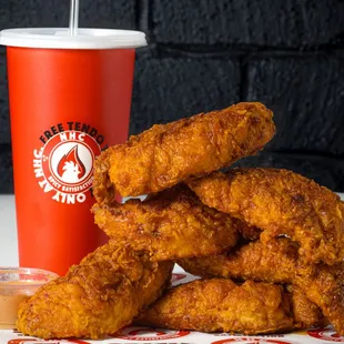 food, chicken wings and fried chicken, fried chicken wings, chicken wings, bbq wings, poultry, bbq chicken, chicken, fried chicken